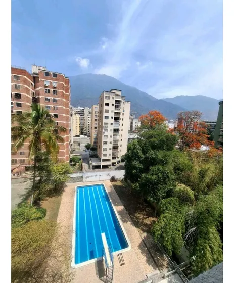 Se Alquila Anexo 45m2 Los Palos Grandes 7533