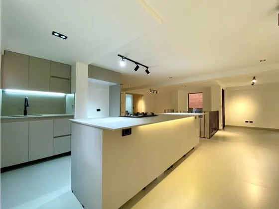 Vendemos Duplex Remodelado Para Estrenar - El Poblado / La Concha