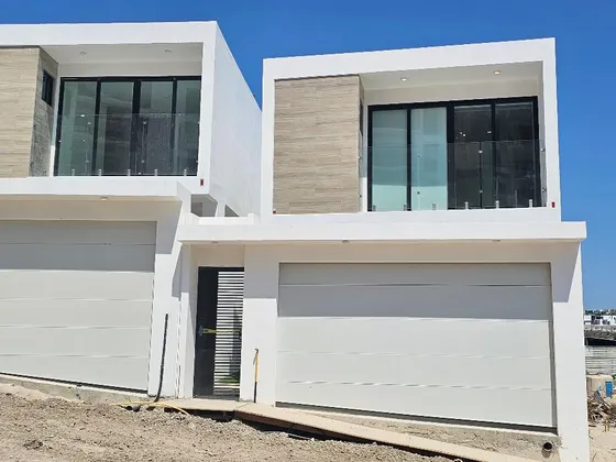 Venta De Casa Entre Nubes En Bulevar Cuauhtémoc Tijuana
