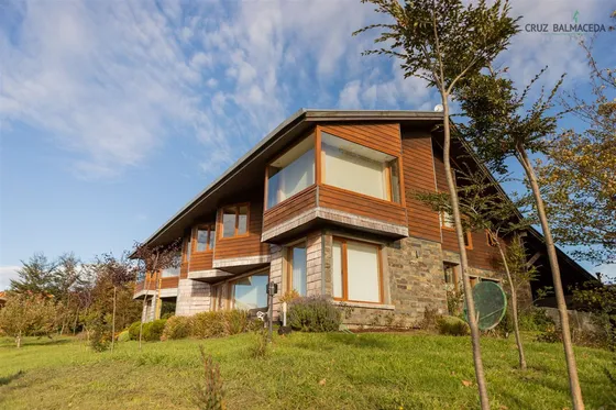Casa En Venta En Puerto Varas
