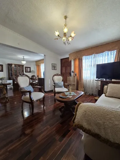Casa En Venta Cercana A Metro Las Rejas