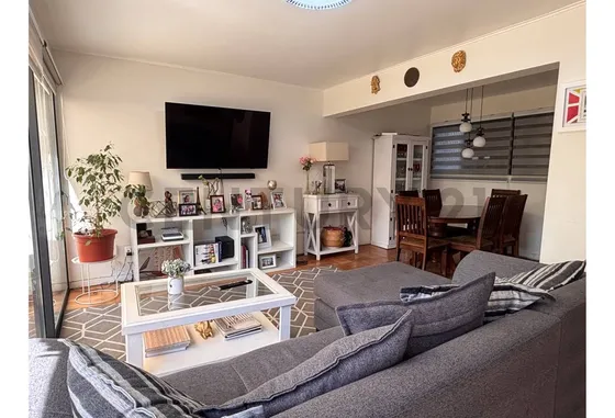 Casa En Arriendo, En Las Condes 3 Dormitorios