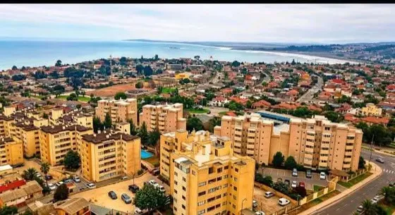 Venta Departamento Montemar Con 3 Estacionamientos.