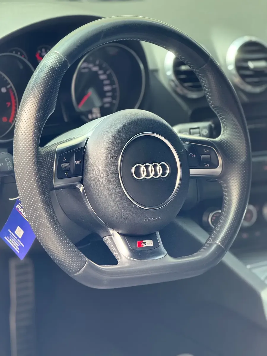 Audi TT TT Sline64012538244098128