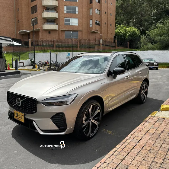 Volvo Xc60 2.0 T8 Awd Inscription Hibrido