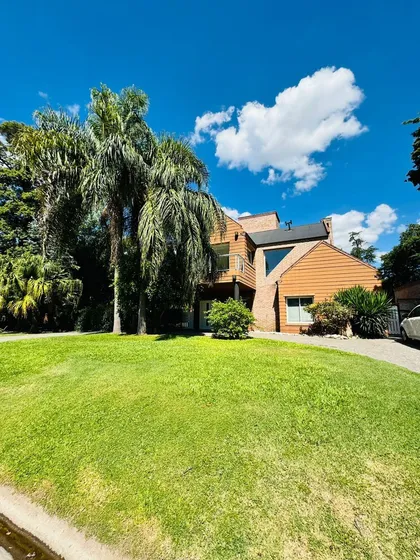 Venta Casa El Casco De Leloir Financia