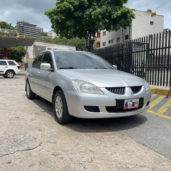 Mitsubishi Lancer Glx
