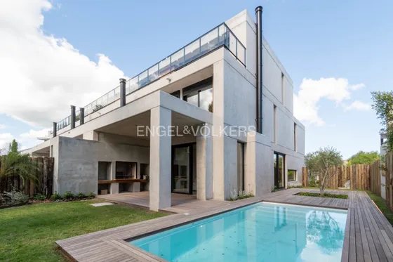 Casas Triplex De Diseño En Venta Barrio Parques - Id 5452