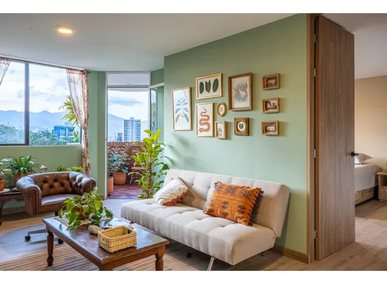 For Sale - 1br Apartment Near El Tesoro Mall