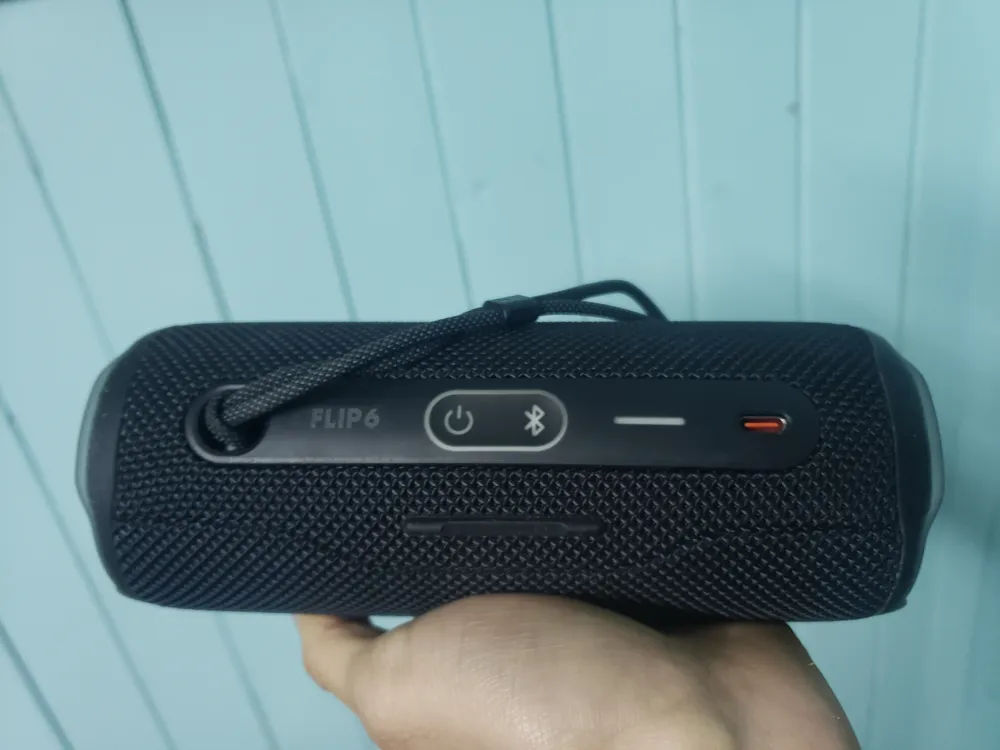 Parlante Jbl Flip 6 Negro Waterproof & Partyboost | Cuotas sin interés