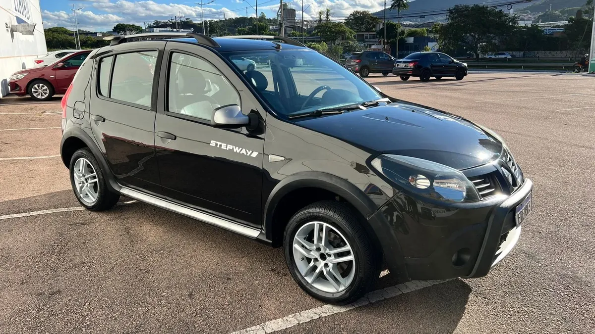 Renault Sandero Stepway 2010 1.6 16v Hi-flex 5p — foto 4