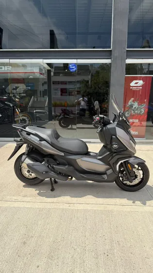 Qjmotor Fort 350 (no Benelli - Cf Moto)