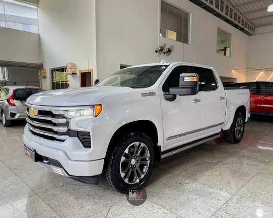 Chevrolet Silverado 5.3 V8 Gasolina 1500 High Country 4x4 Automático