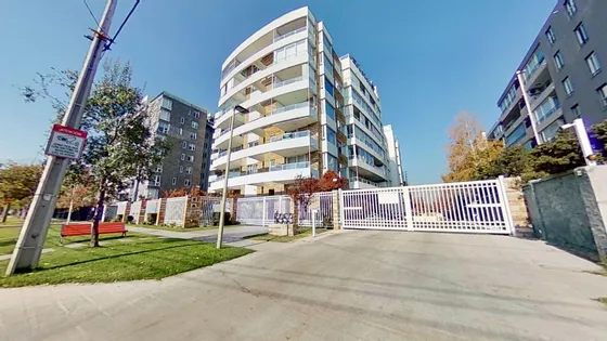 Av. Manquehue Sur / Latadia - Bilbao (a Pasos De Pwcc)