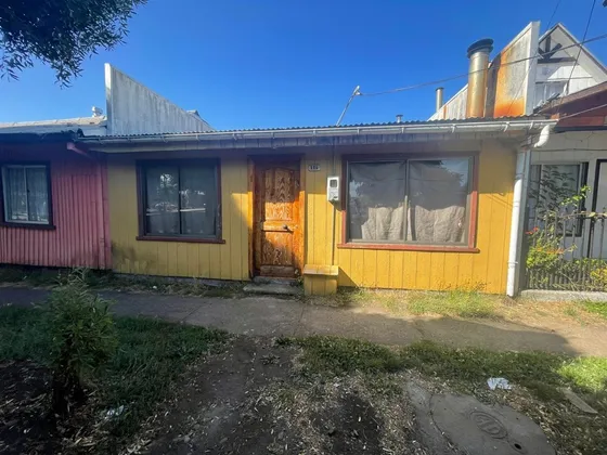 Casa En Venta De 3 Dorm. En Curacautín