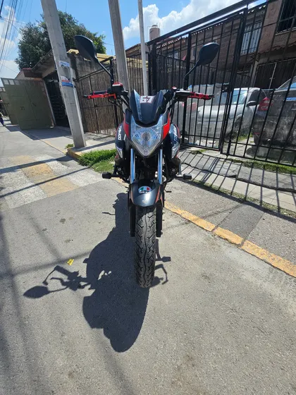 Todo Pagado, 15,000 Km Y Contando, Slider