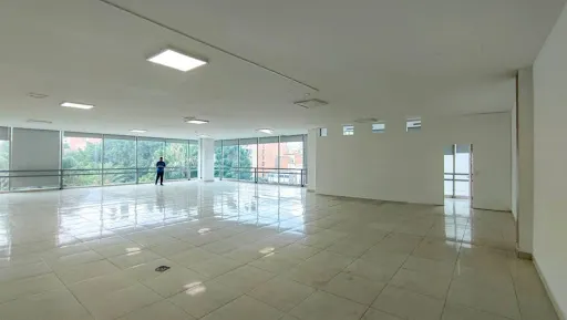Oficinas En Arriendo Laureles 643-8292168