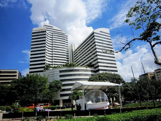 Hotel - Altamira - 54.000 Mts2