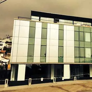 Venta Oficina En Excelente Sector E.vita (76035)