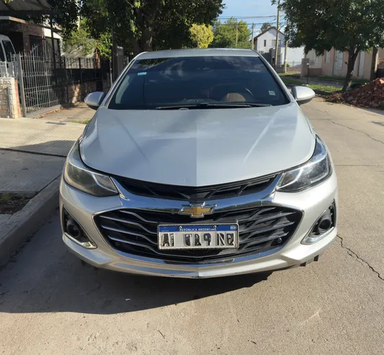 Chevrolet Cruze 1.4 Premier Sedan