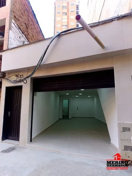 Local En Arriendo En La Floresta. Cod A6130