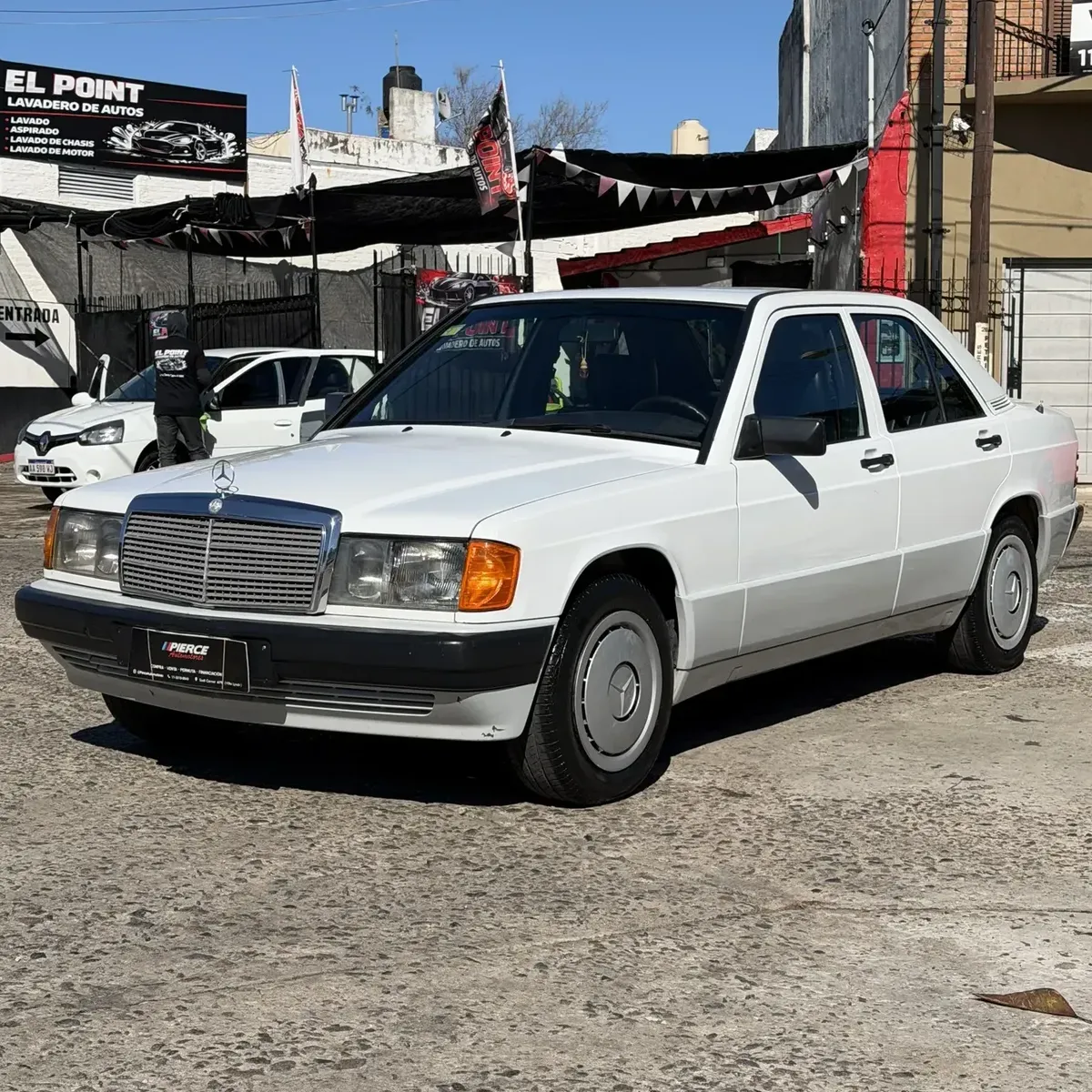 Mercedes Benz Class E 190 D 1992 291,000 Km