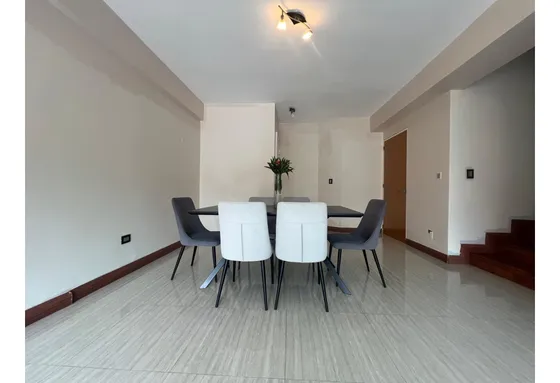 Apartamento Duplex De 198m2 En Venta Oripoto