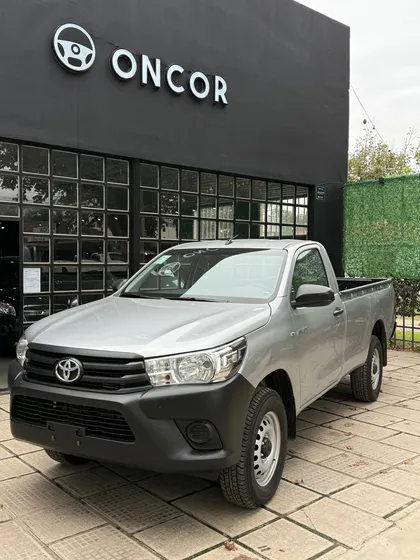 Toyota Hilux Pick-up 2.4 Cabina Simple Dx 4x4