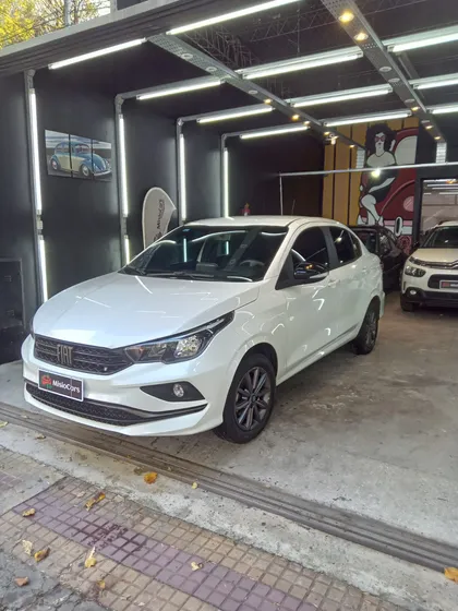 Fiat Cronos 1.3 Drive Mt