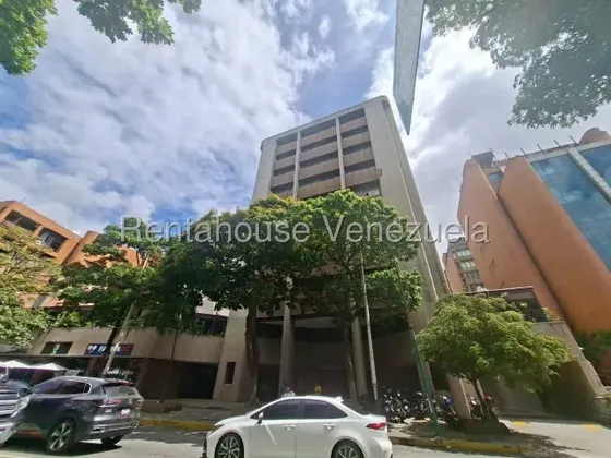 Oficina Completamente Amueblada Con Acabados De Primera, El Rosal.- 272139 Jjg