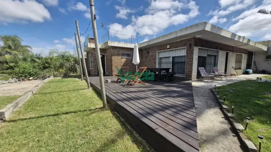 * Reservada **casa Venta Solymar Sobre Rambla, 2 Dormitorios, Fondo Y  Barbacoa