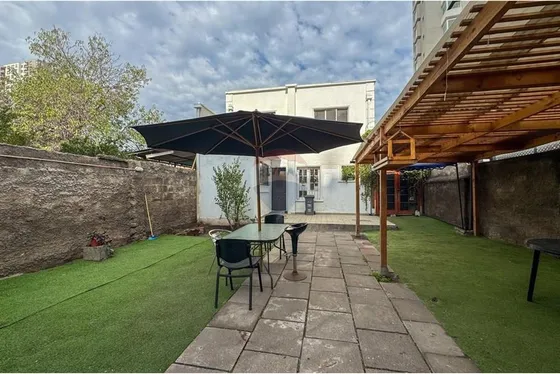  Casa & Espacio Comercial En San Miguel 