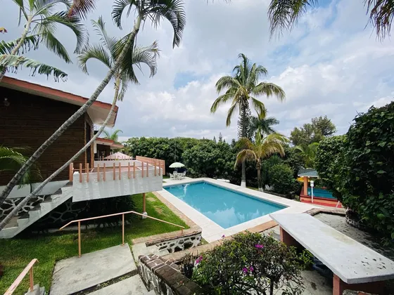 Casa Sola En Lomas De Cortes, Cuernavaca, Morelos Caen-1051-cs