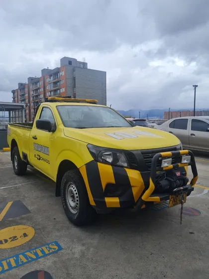 Nissan Np300 Frontier 2.5 Le