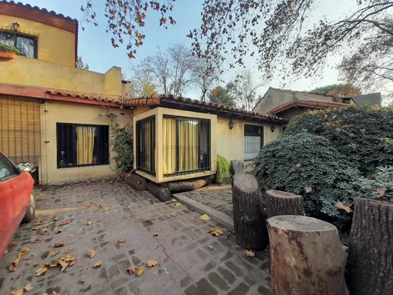 Parque Leloir Vende Chalet 6 Amb 4 Bños Piscina Quincho Parque Lote 890m2 Cerca De Autopista