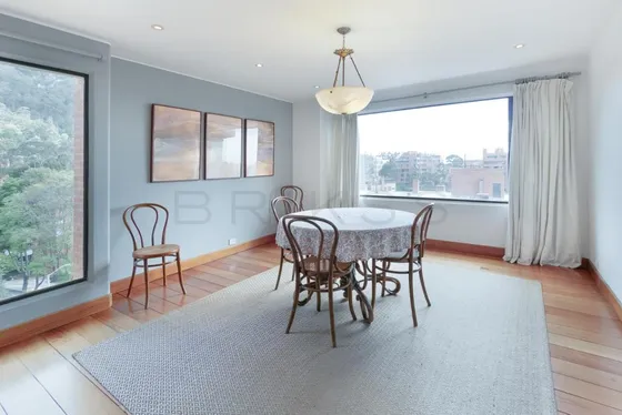 Apartamento En Venta En Los Rosales. Cod V3823