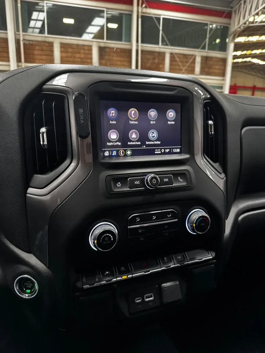 Chevrolet Silverado 2024 5.3 V8 Cabina Regular 4x2 At