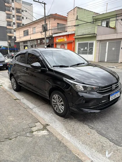 Fiat Cronos 1.3 Drive Flex Aut. 4p