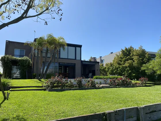 Casa En Venta - Albanueva - Tigre