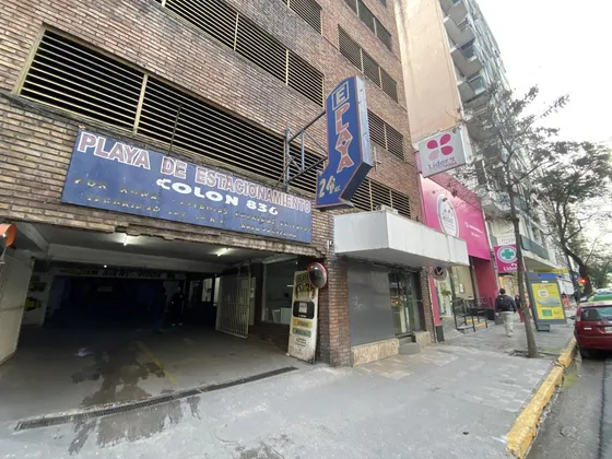 Cocheras  En  Venta Av. Colon 836 Edificio Garaje Colon