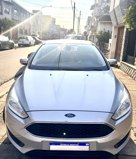 Ford Focus 1.6 Sedan One Ambiente Mp3