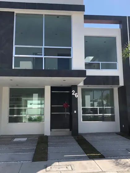Casa En Renta En Zakia