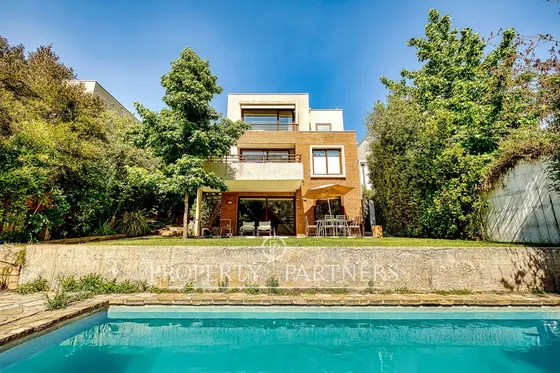 Casa Mediterránea Condominio Alto Monasterio