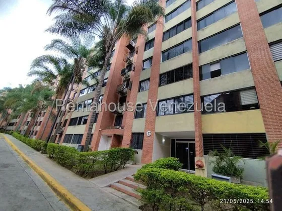 Se Vende Apartamento En Los Naranjos Humboldt 25-23667 Le