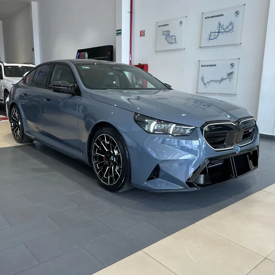 Bmw M5 4.4 M5 Competition Ed V8 Bt At