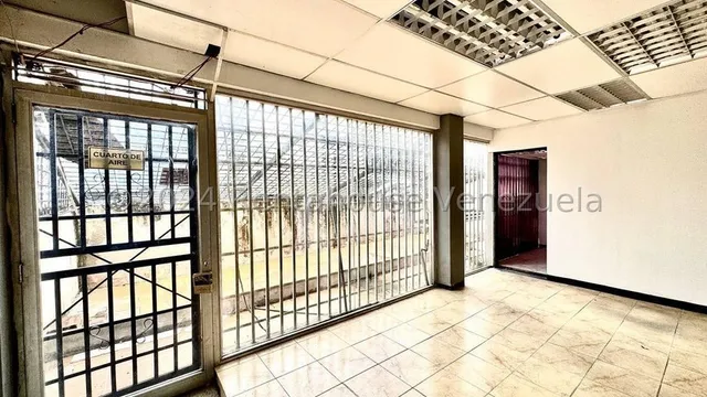 Funcional Y Espacioso Local Comercial En Alquiler Bello Monte I
