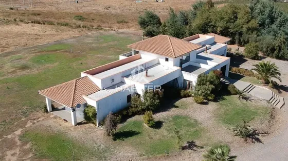 Casa Chilena Moderna De 7d6b Sitio 3ha Romeral (34902)