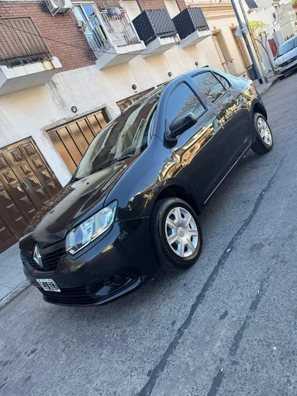 Renault Logan 1.6 Authentique 85cv