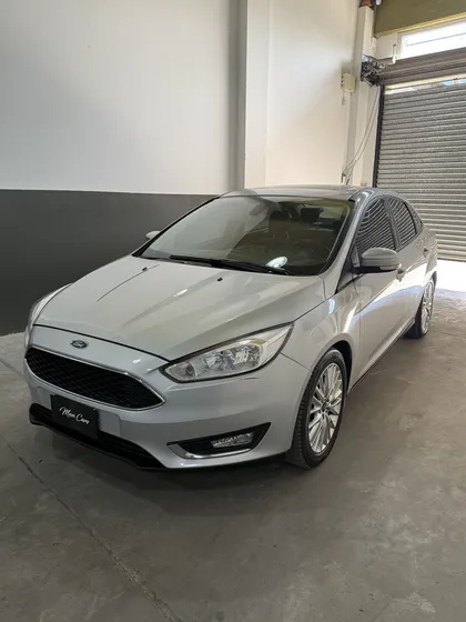 Ford Focus Iii 2.0 Sedan Se Plus At6