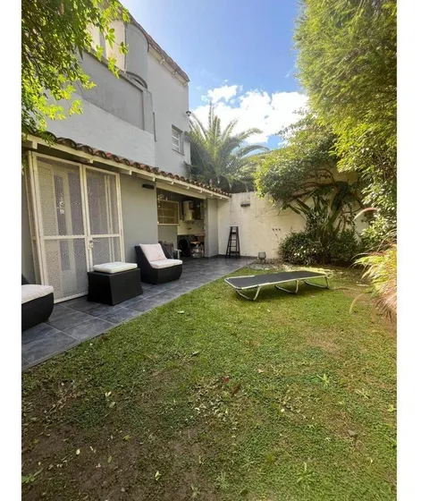 Hermoso Chalet En Villa Sarmiento